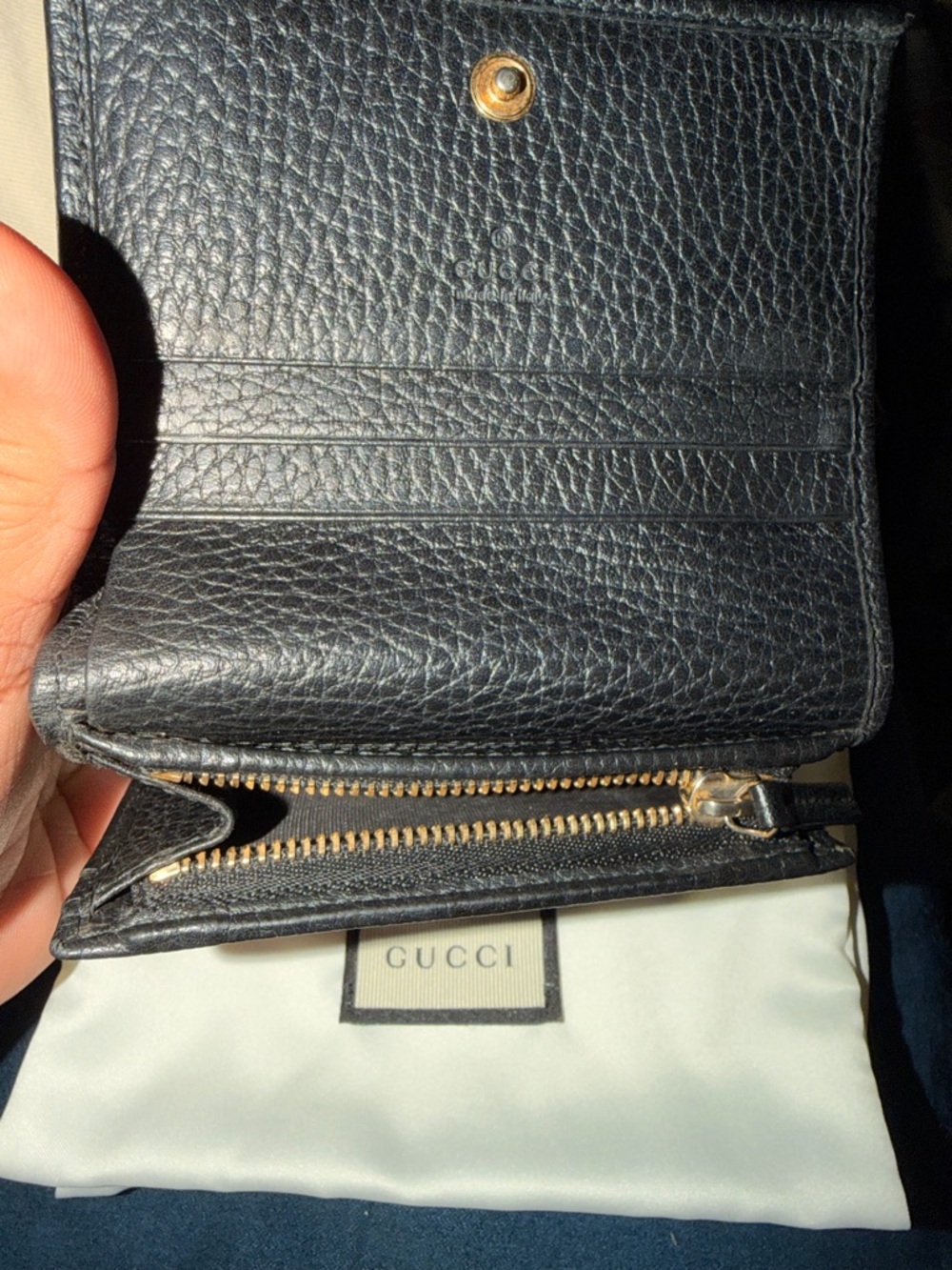 Gucci Black Pebbled Leather Card Holder with Gold Double G - Picture 2 of 5